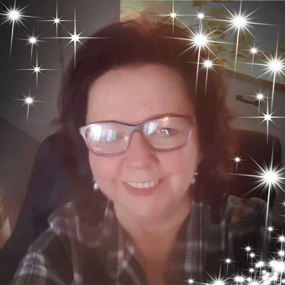 Meet your Posher, Debbie